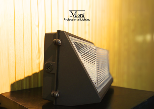 Wall Pack Light Tampak Samping