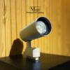 Track Spotlight White Tampak Depan